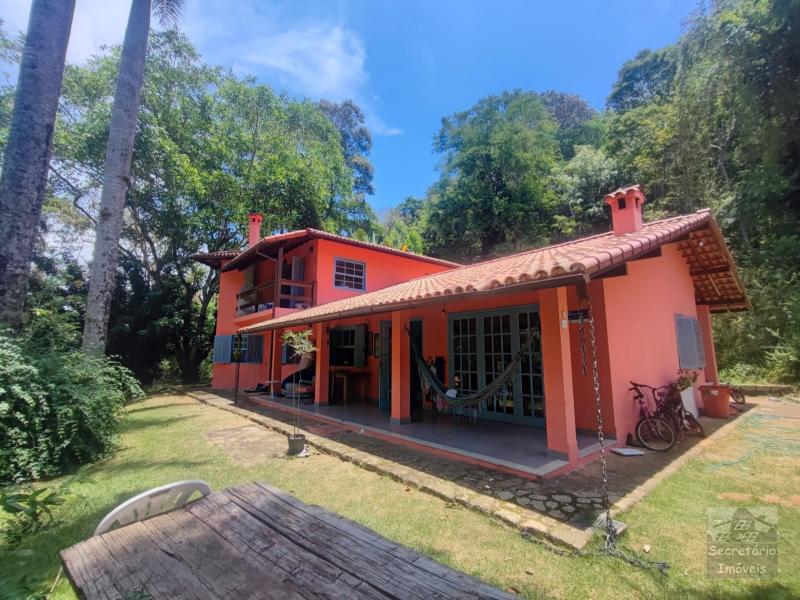 Casas e Sítios em Secretário  - Petrópolis/RJ  - 3 Quartos