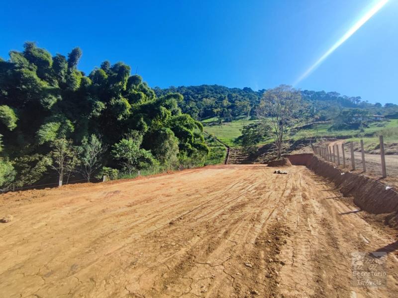 Terreno em Secretário  - Petrópolis/RJ 