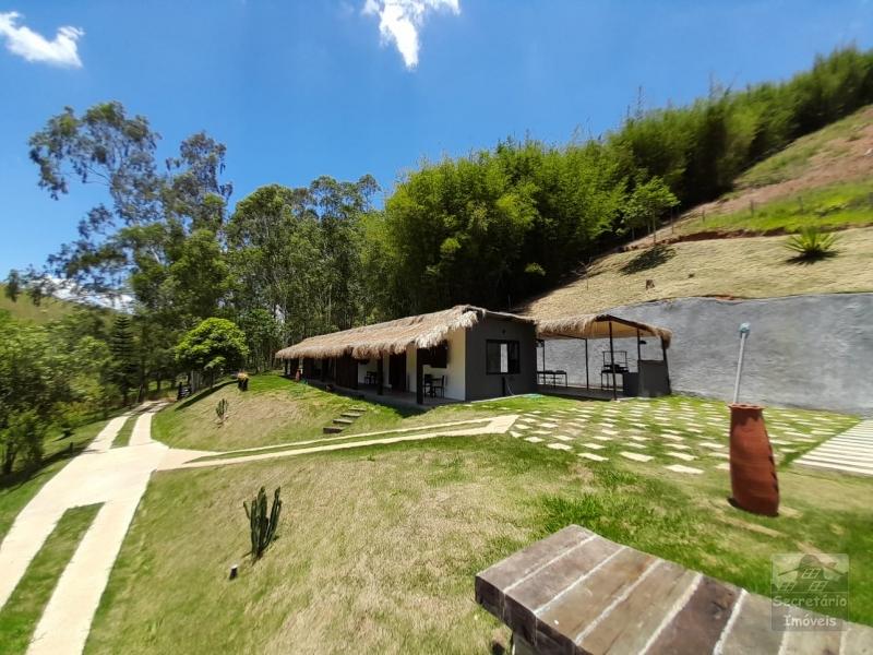 Casas e Sítios em Sebollas - Petrópolis/RJ  - 3 Quartos