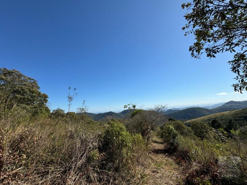 Terreno em Pedro do Rio - Petrópolis/RJ 