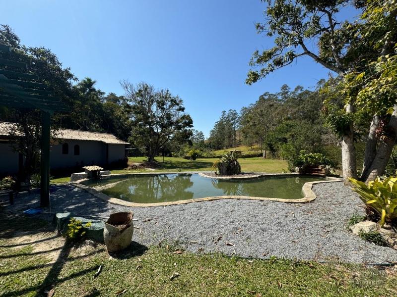 Casas e Sítios em Sebollas - Paraíba do Sul/RJ  - 3 Quartos