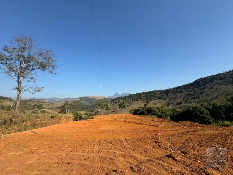 Terreno em Secretário  - Petrópolis/RJ 
