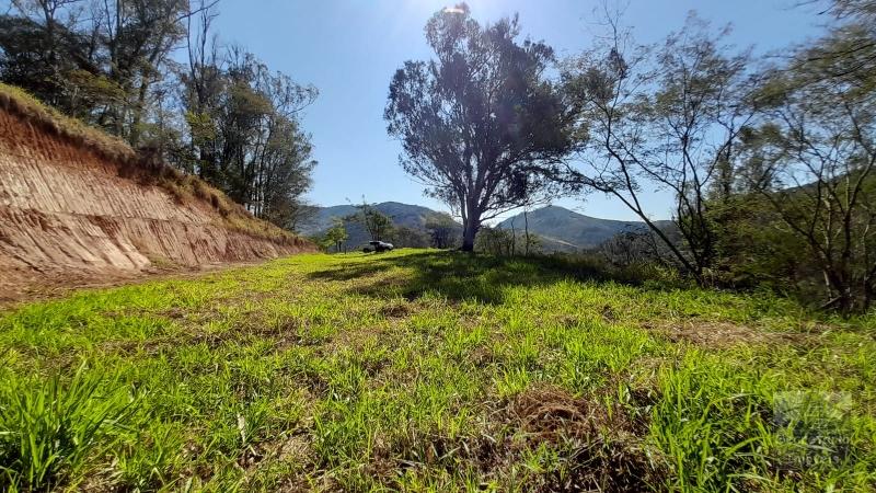Terreno em Secretário  - Petrópolis/RJ 