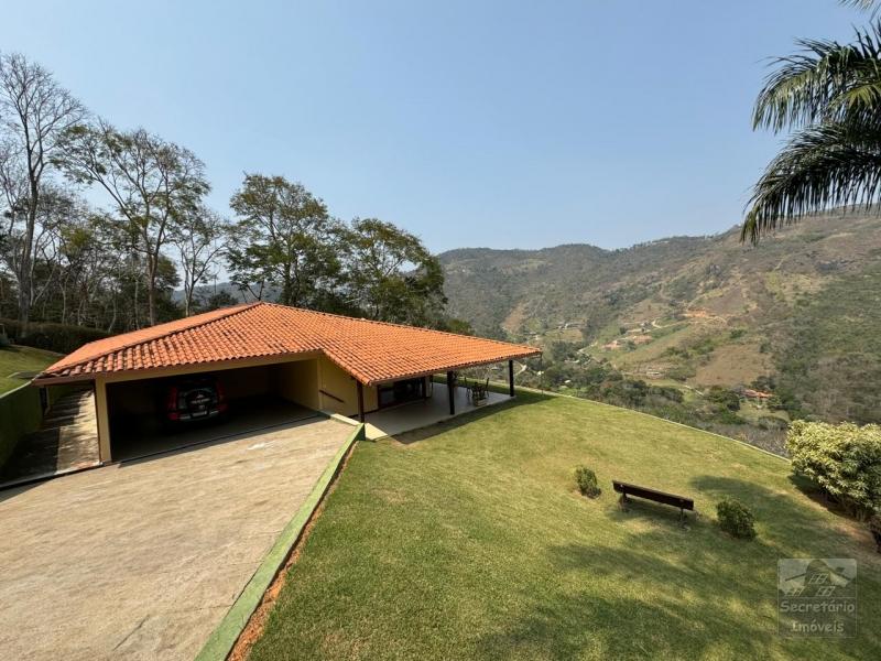 Casas e Sítios em Secretário  - Petrópolis/RJ  - 5 Quartos
