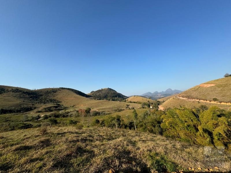 Terreno em Secretário  - Petrópolis/RJ 