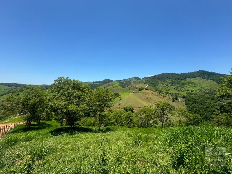 Terreno em Secretário  - Petrópolis/RJ 