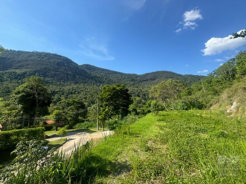 Terreno em Secretário  - Petrópolis/RJ 