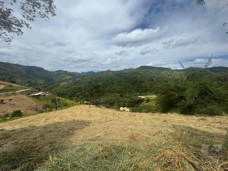 Terreno em Secretário  - Petrópolis/RJ 