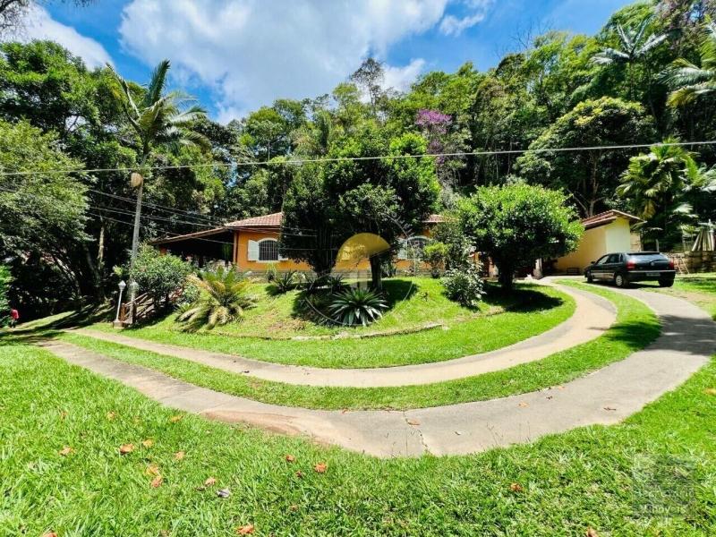 Casas e Sítios em Pedro do Rio - Petrópolis/RJ  - 4 Quartos