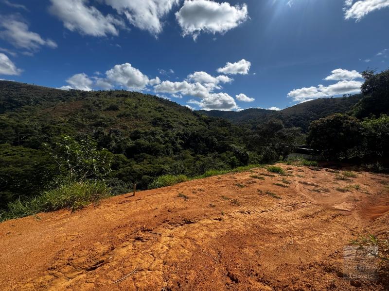 Terreno em Secretário  - Petrópolis/RJ 