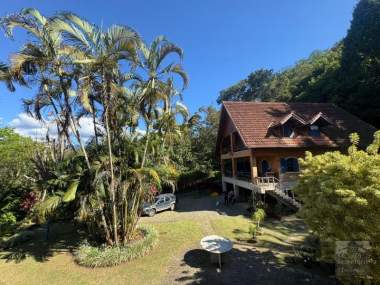 [SEC 3766] Casas e Sítios em Itaipava , Petrópolis/RJ