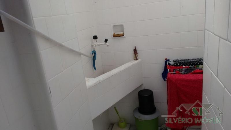 Apartamento à venda com 3 quartos, 70m² - Foto 2