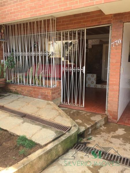 Casa à venda com 2 quartos, 300m² - Foto 7