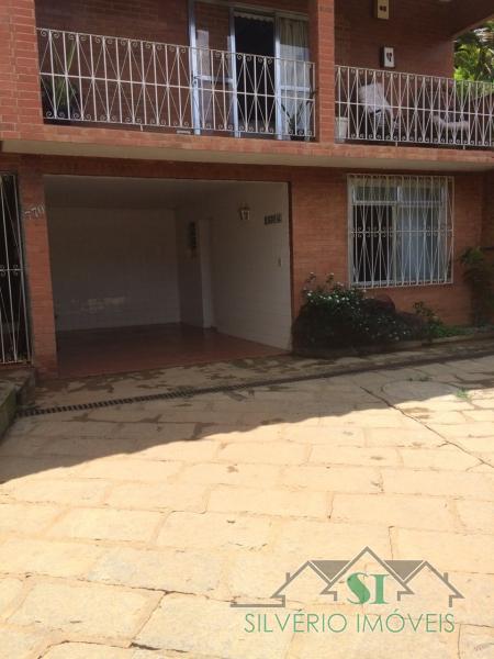 Casa à venda com 2 quartos, 300m² - Foto 3