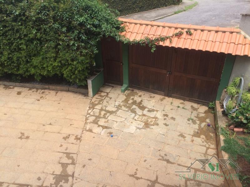Casa à venda com 2 quartos, 300m² - Foto 4