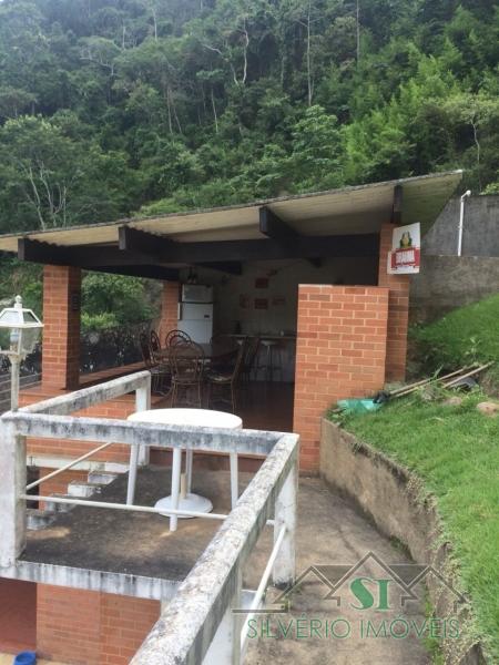 Casa à venda com 2 quartos, 300m² - Foto 5