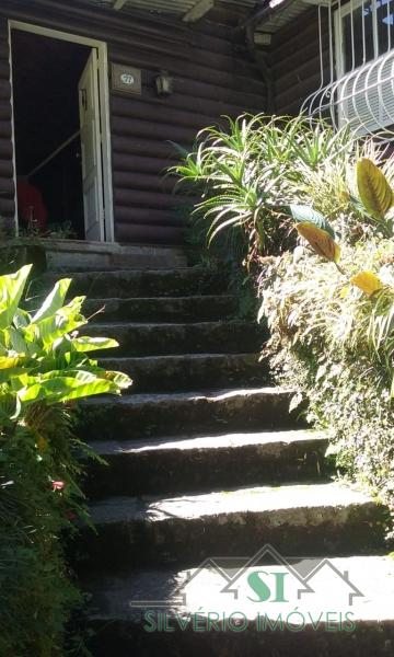 Casa à venda com 4 quartos, 220m² - Foto 14