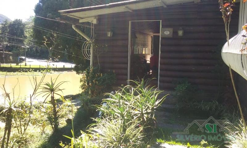 Casa à venda com 4 quartos, 220m² - Foto 15