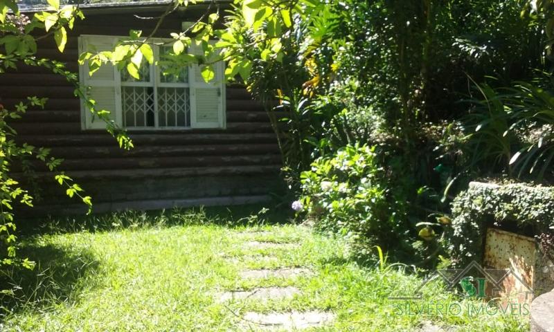 Casa à venda com 4 quartos, 220m² - Foto 3