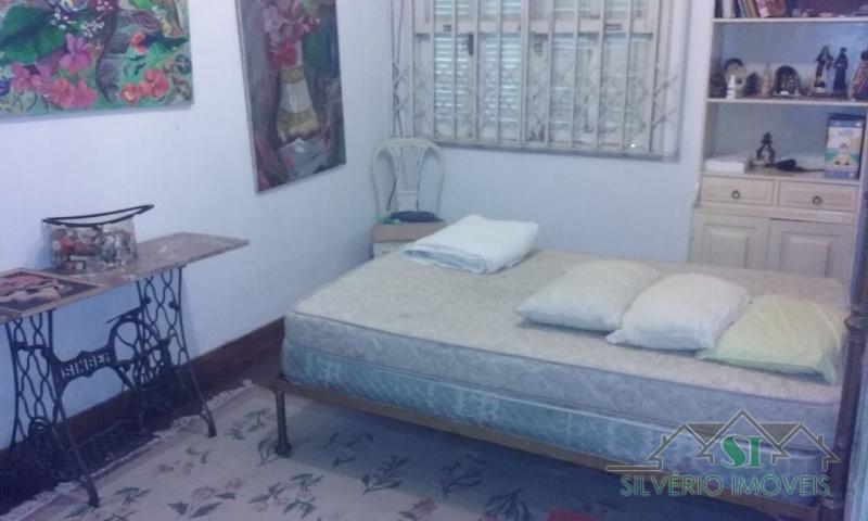 Casa à venda com 4 quartos, 220m² - Foto 24