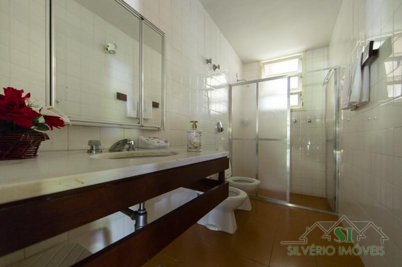Casa à venda com 5 quartos, 500m² - Foto 13