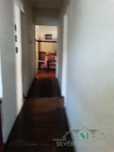 Casa à venda com 2 quartos, 65m² - Foto 4