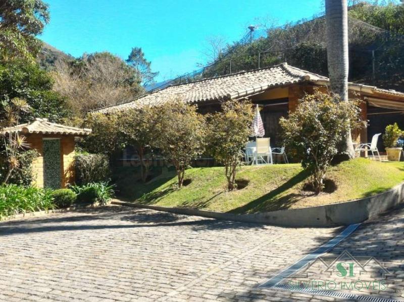 Casa à venda com 4 quartos, 710m² - Foto 4