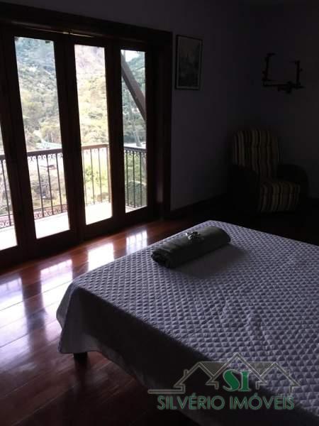 Casa à venda com 7 quartos, 300m² - Foto 5