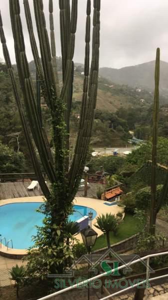 Casa à venda com 7 quartos, 300m² - Foto 4