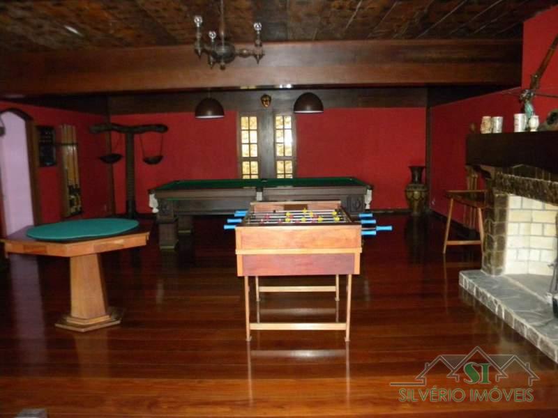 Casa à venda com 7 quartos, 300m² - Foto 14