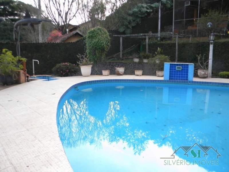 Casa à venda com 7 quartos, 300m² - Foto 30