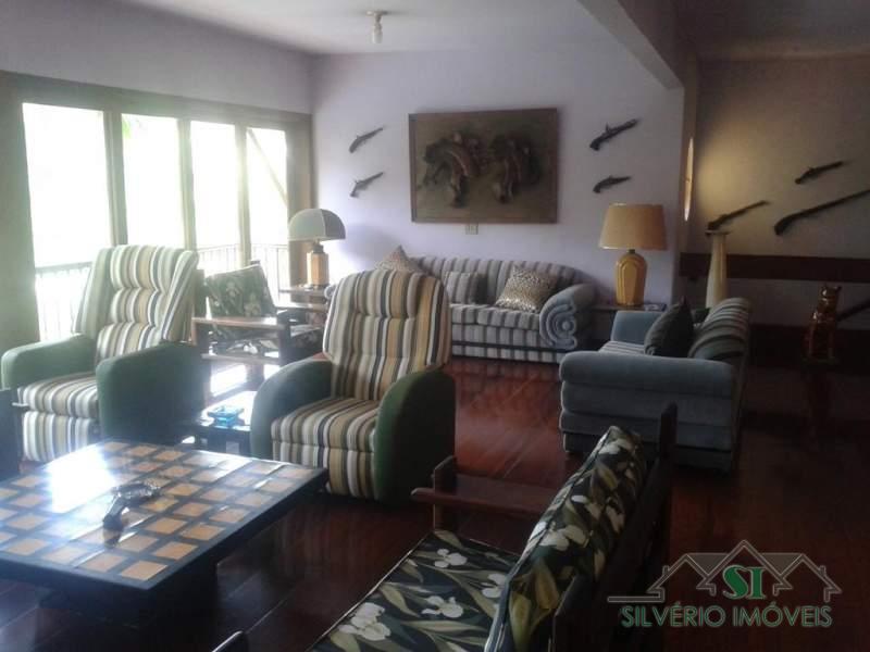 Casa à venda com 7 quartos, 300m² - Foto 39