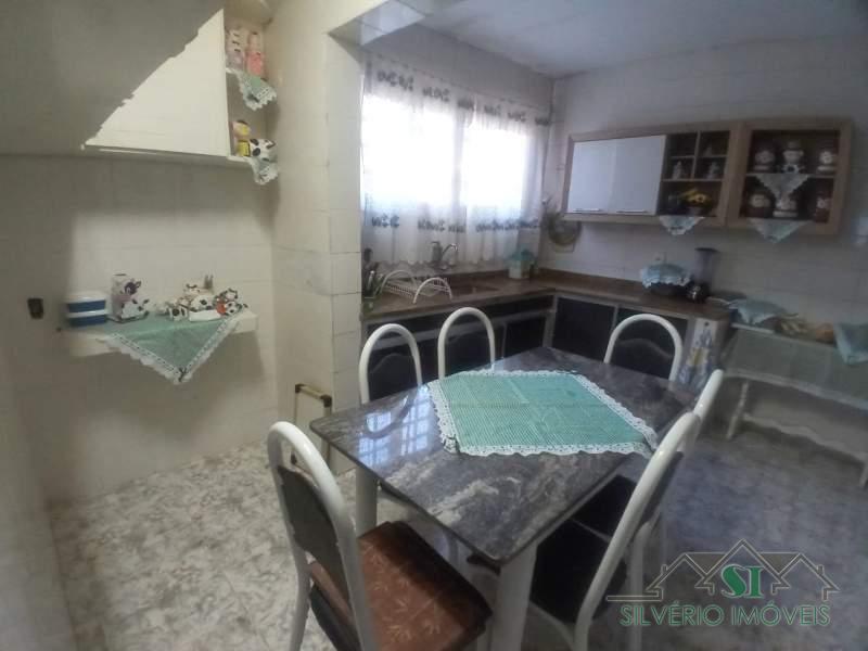 Casa à venda com 3 quartos, 165m² - Foto 26