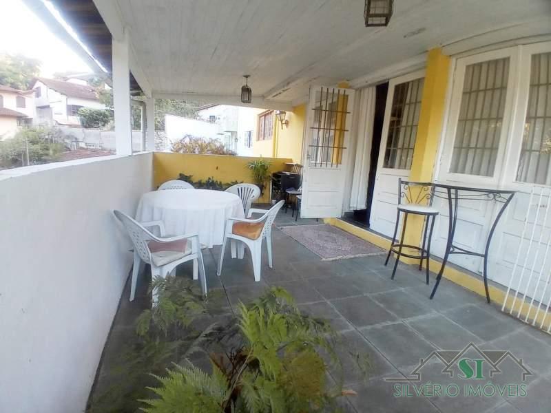 Casa à venda com 3 quartos, 165m² - Foto 3