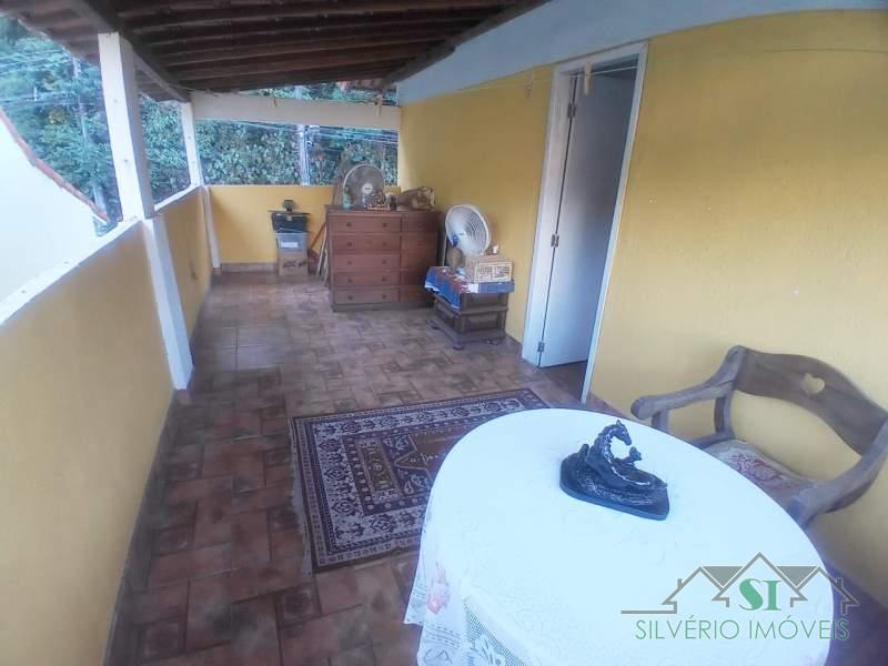 Casa à venda com 3 quartos, 165m² - Foto 4