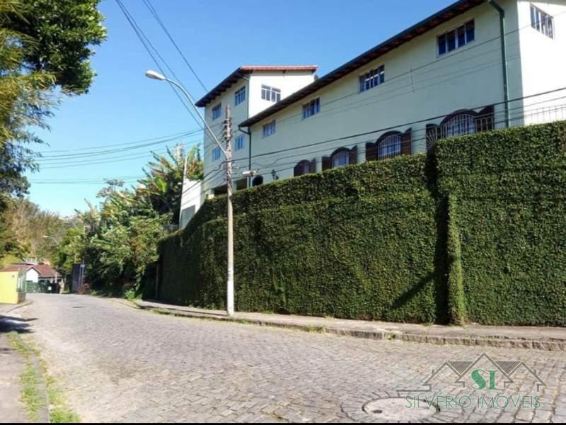 Casa à venda com 4 quartos, 830m² - Foto 3