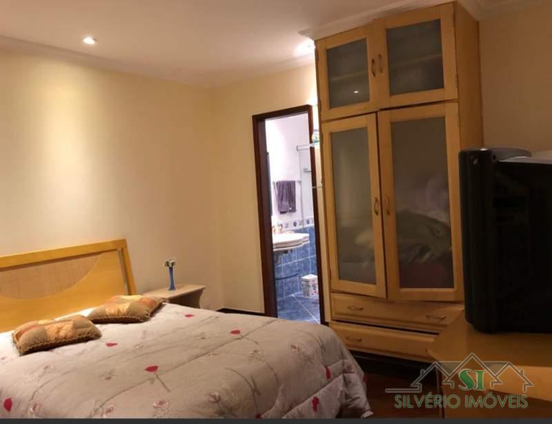 Casa à venda com 4 quartos, 830m² - Foto 21