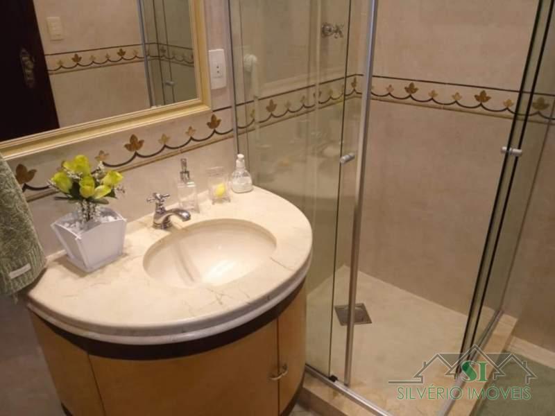 Casa à venda com 4 quartos, 830m² - Foto 28