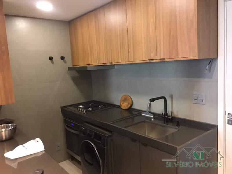 Apartamento para alugar com 1 quarto, 55m² - Foto 11