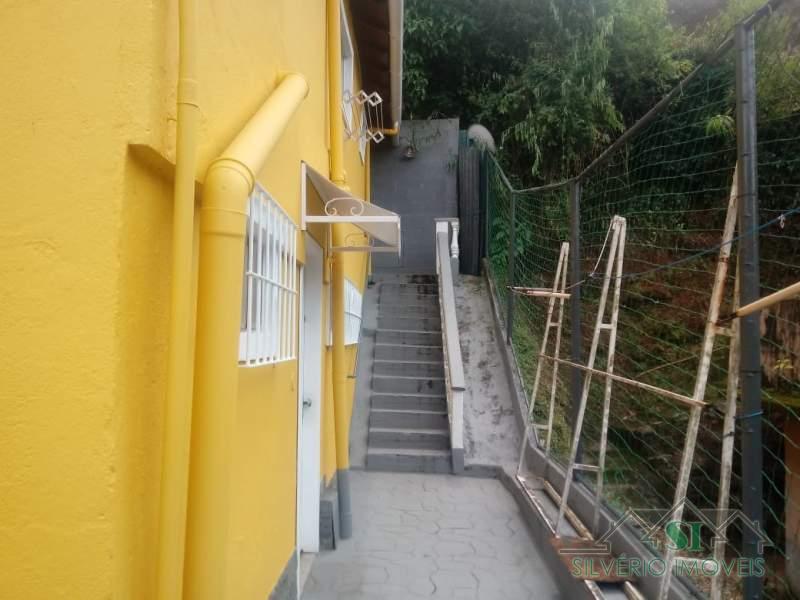 Casa à venda com 12 quartos, 400m² - Foto 5