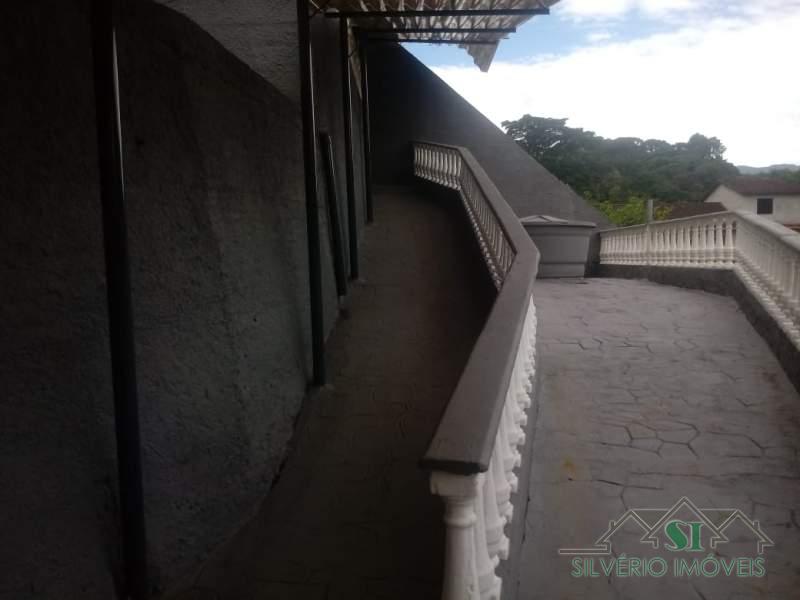 Casa à venda com 12 quartos, 400m² - Foto 11