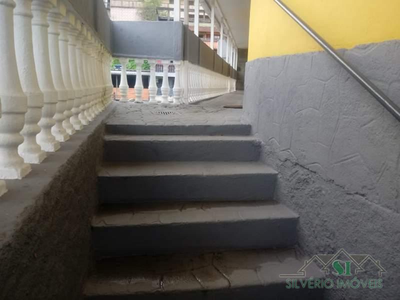 Casa à venda com 12 quartos, 400m² - Foto 13