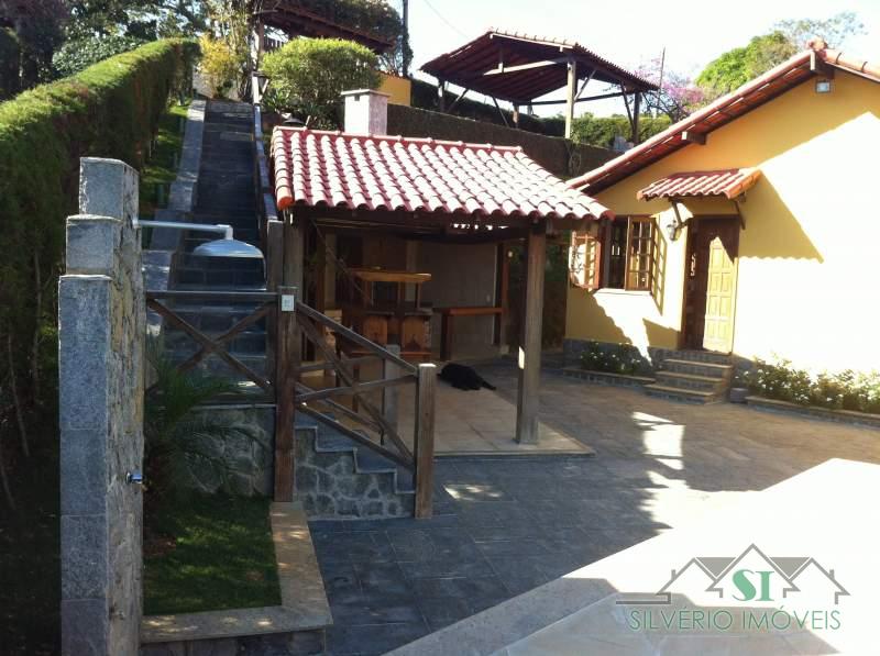 Casa à venda com 5 quartos, 333m² - Foto 10