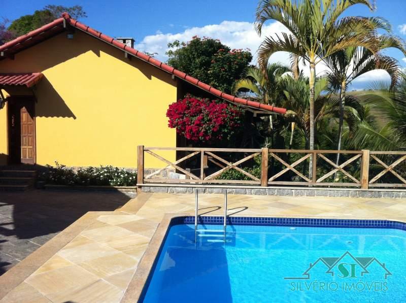 Casa à venda com 5 quartos, 333m² - Foto 11