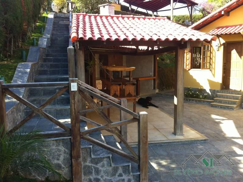 Casa à venda com 5 quartos, 333m² - Foto 12