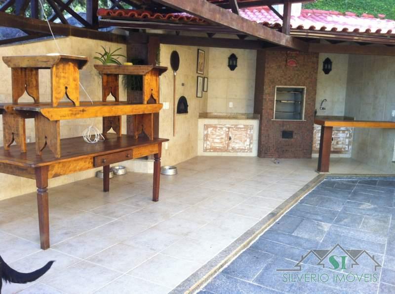 Casa à venda com 5 quartos, 333m² - Foto 14