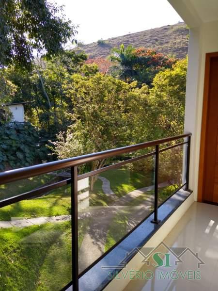 Casa à venda com 5 quartos, 300m² - Foto 25