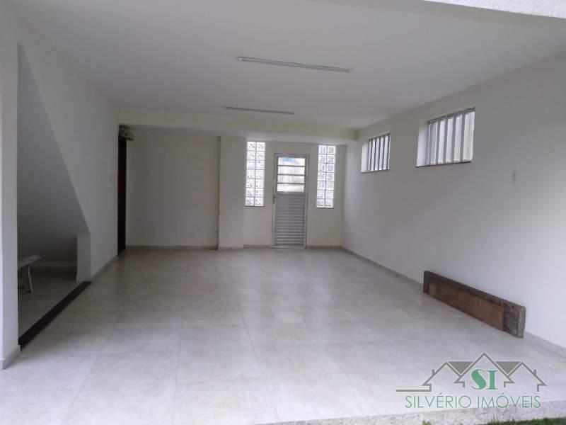 Casa à venda com 5 quartos, 300m² - Foto 29