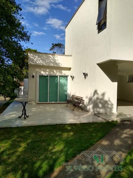 Casa à venda com 5 quartos, 300m² - Foto 31