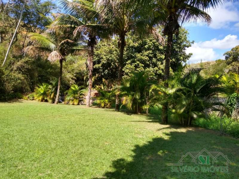 Casa à venda com 5 quartos, 300m² - Foto 33